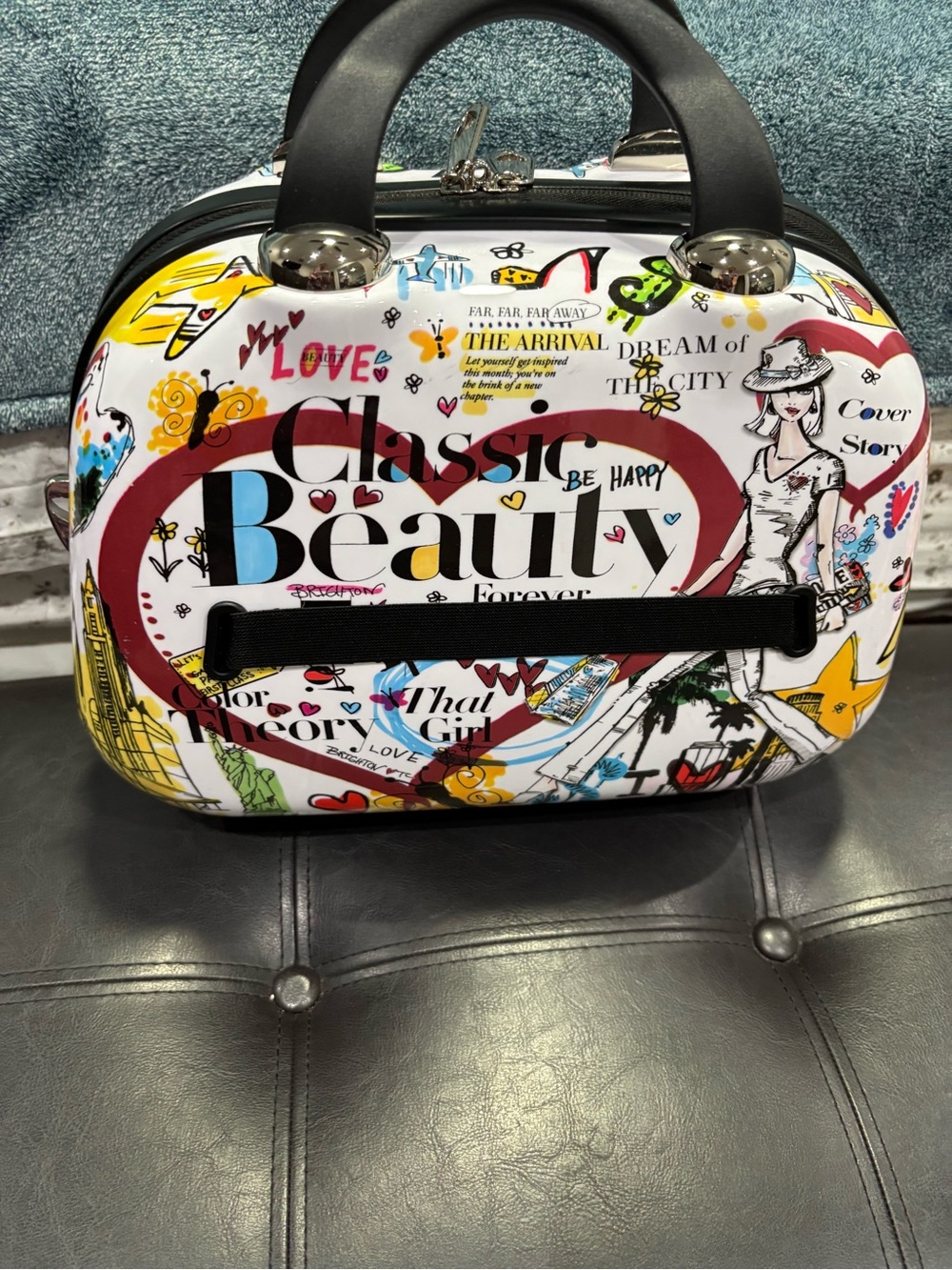 Brighton White Multi Classic Beauty Graphic Hard-Shell Vanity Case
